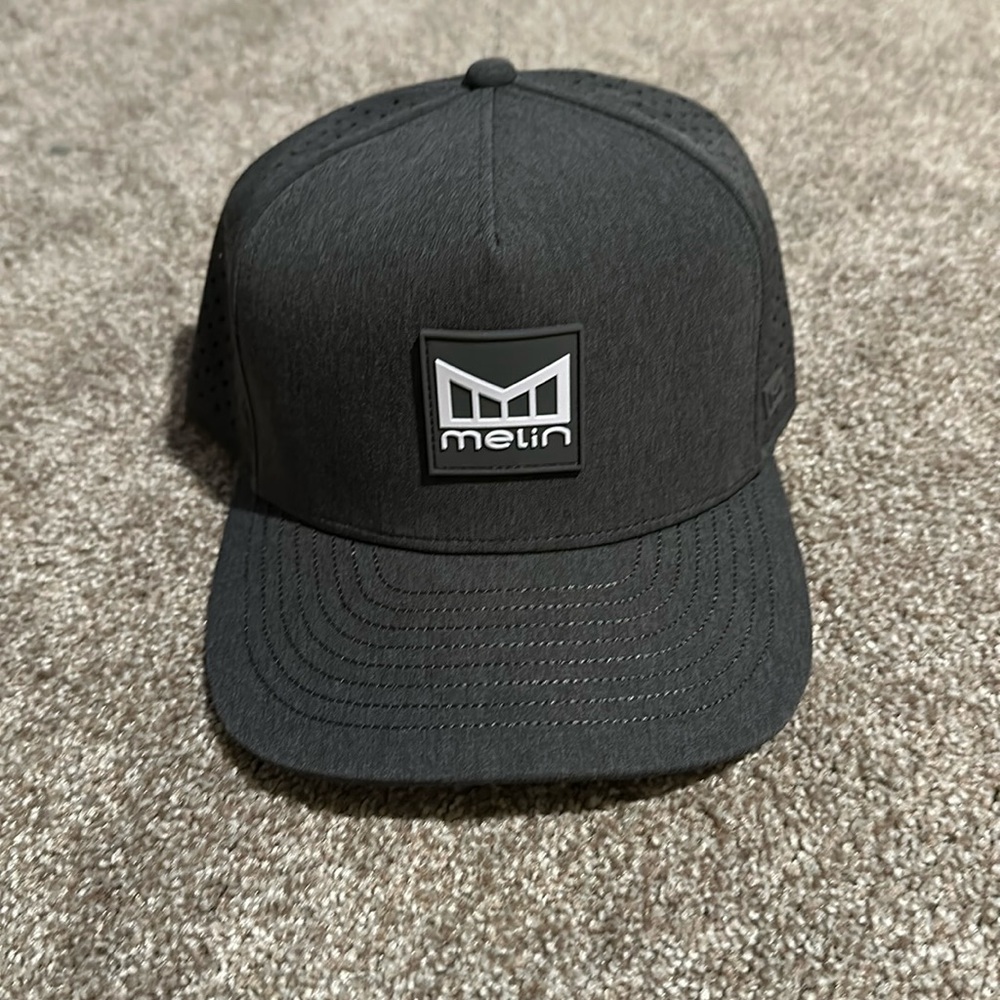 Melin Hydro Odysea Stacked. Dark gray. Small-X-Large